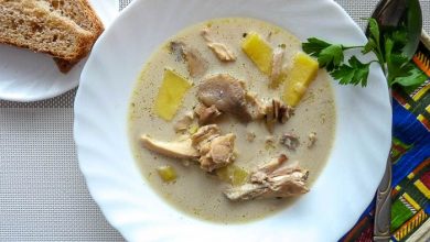 Photo of Сливочный суп с кроликом и сушеными белыми грибами. Рецепт с фото